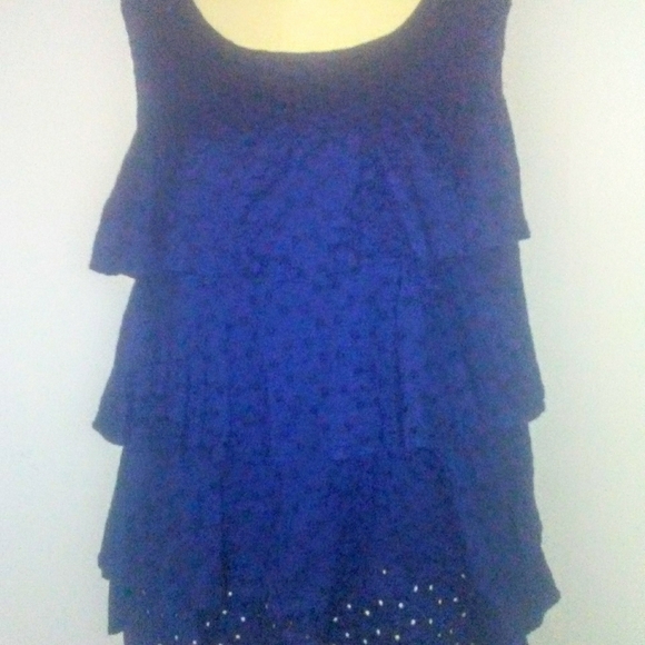 Sleeveless Blue 4 Tiered Eyelet Top XL - Picture 4 of 7